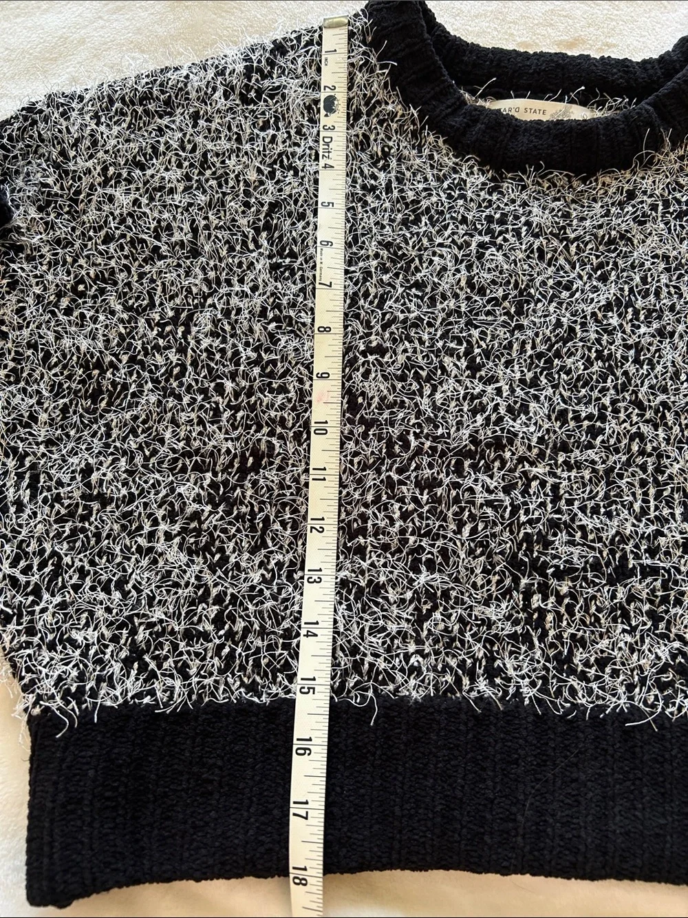 Altar'd State Contemporary  Black & White Fuzzy Crewneck Sweater Size L - Picture 4 of 9